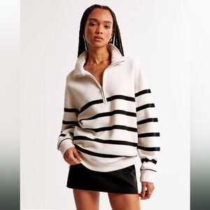 Abercrombie & Fitch Vintage Stripe Essential Sunday Half-Zip Sweatshirt Size S